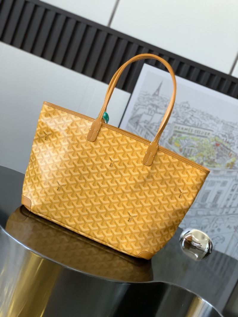 Goyard Shopping Bags